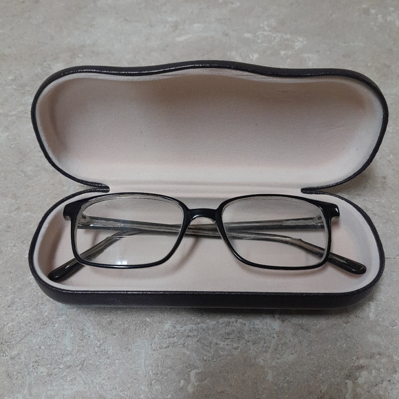 Plastic Eyeglass Frames With Brown Hardshell Case  Size:OS  Unknown - Picture 1 of 6